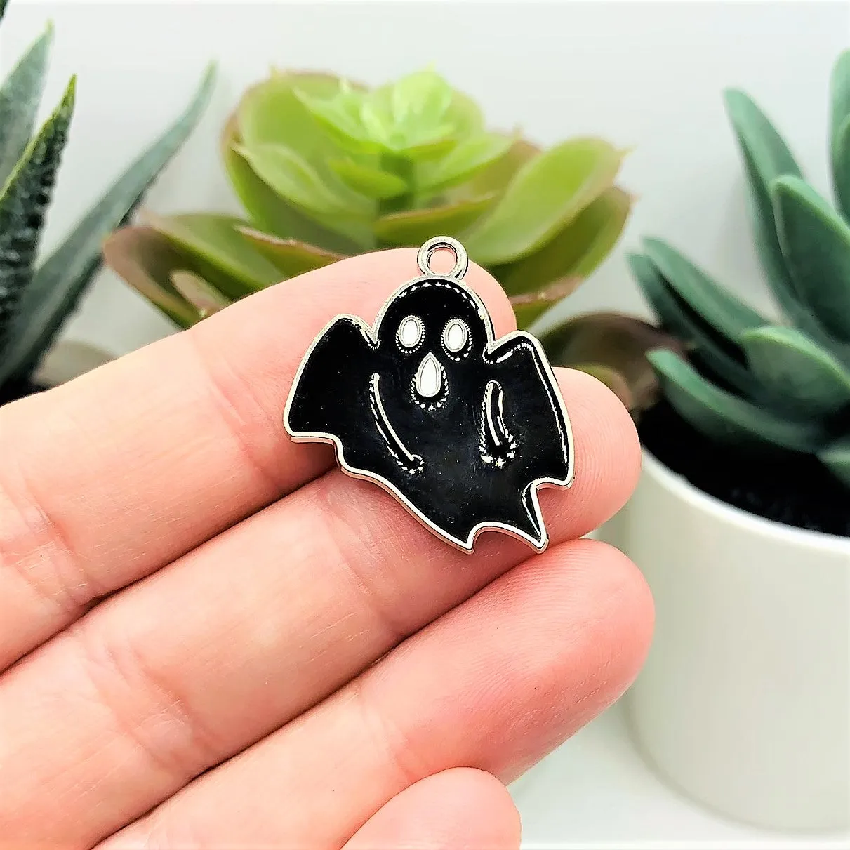 1, 4, 20 or 50 Pieces: Black Enamel Halloween Ghost Charm