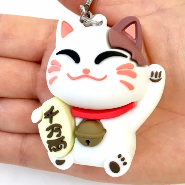 12021 MANEKI LUCKY CAT CHARM-12