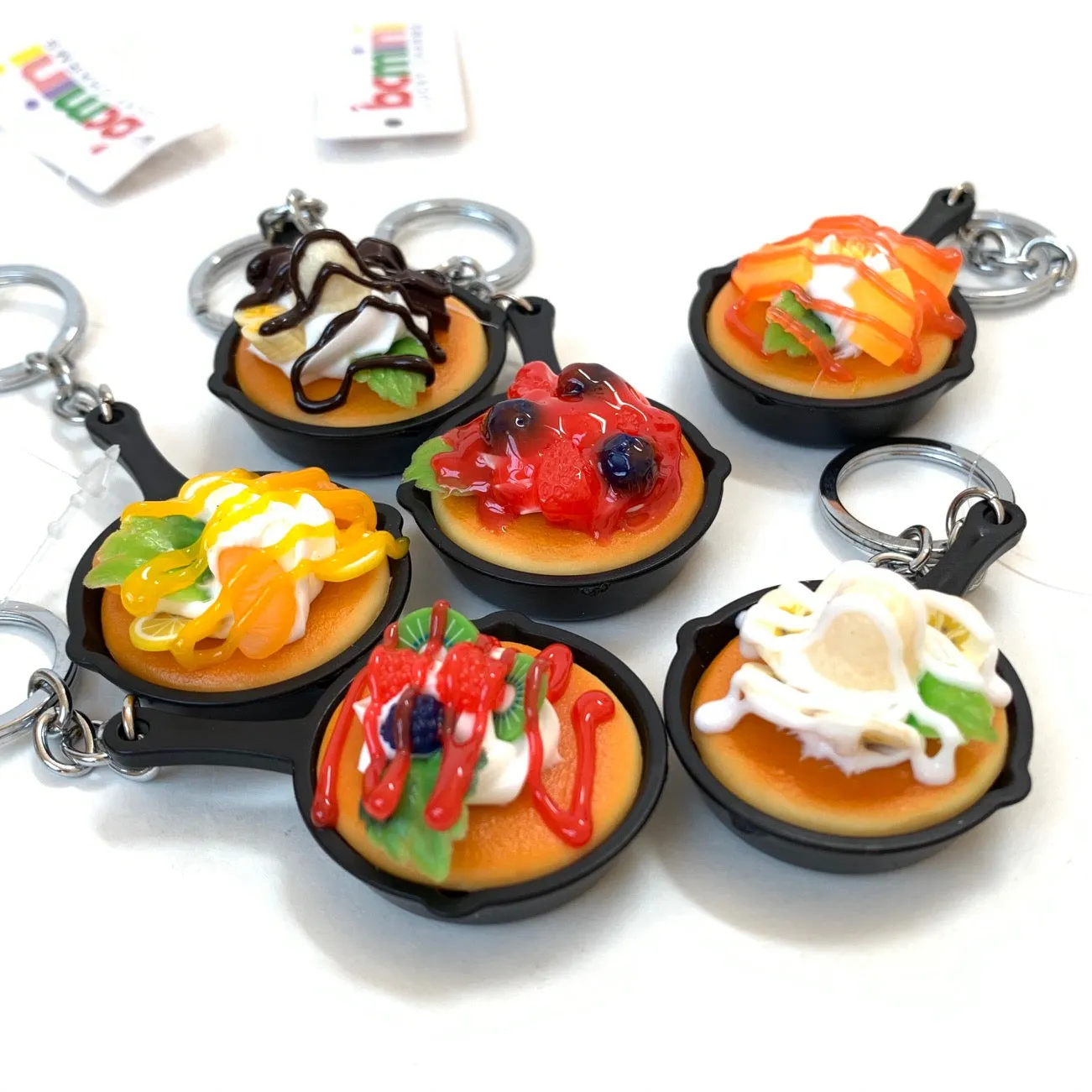 12054 SKILLET KEY CHARM-12