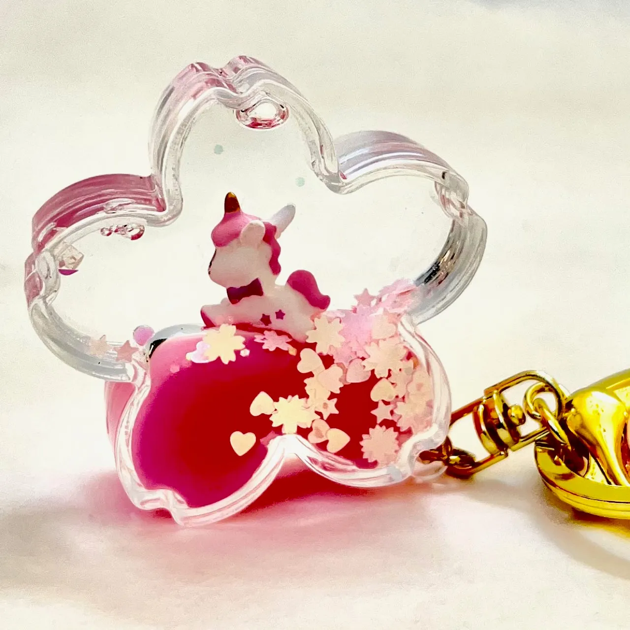 12079 UNICORN FLOWER FLOATY KEY CHARM-12