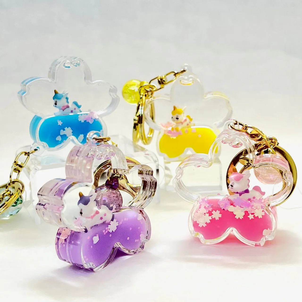 12079 UNICORN FLOWER FLOATY KEY CHARM-12