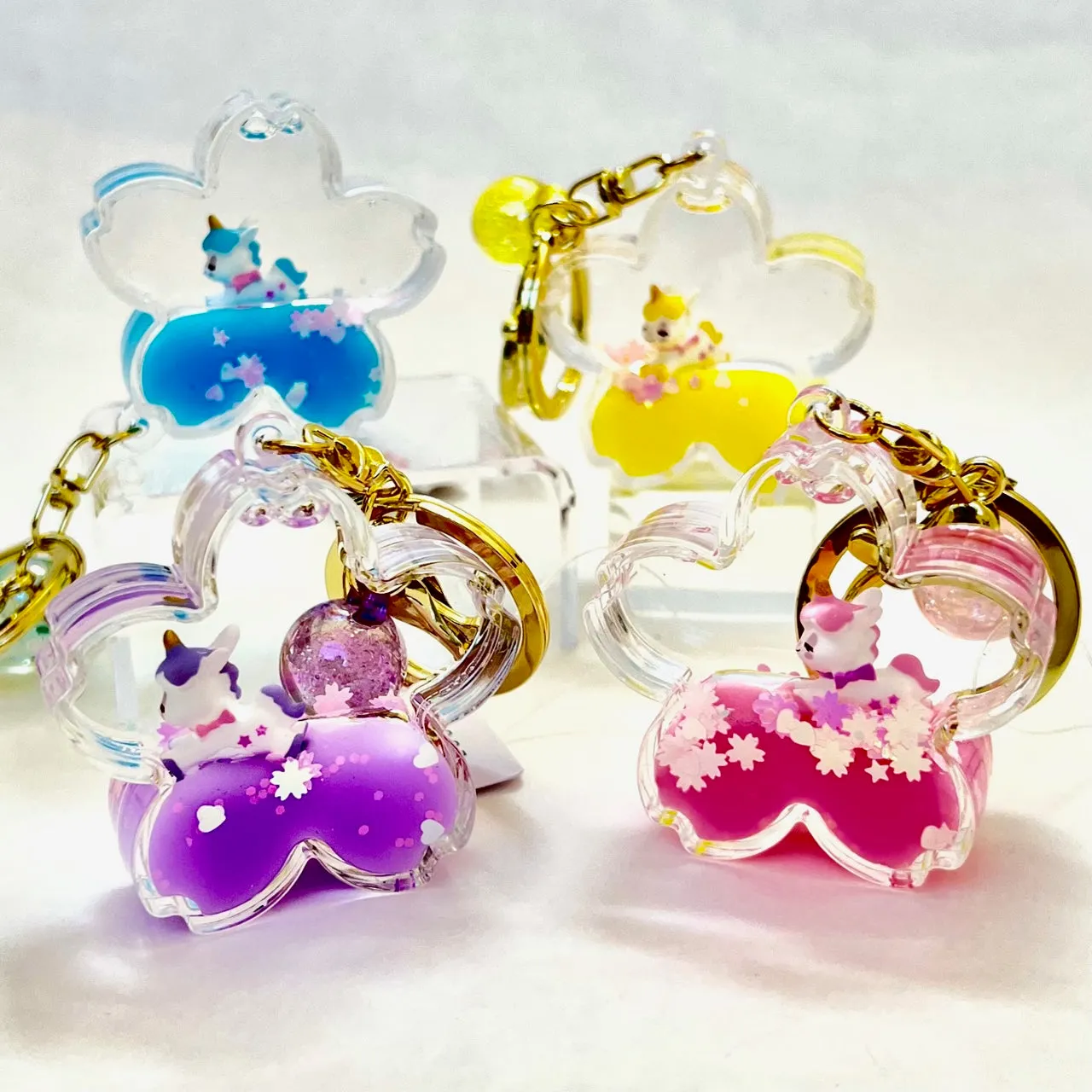 12079 UNICORN FLOWER FLOATY KEY CHARM-12
