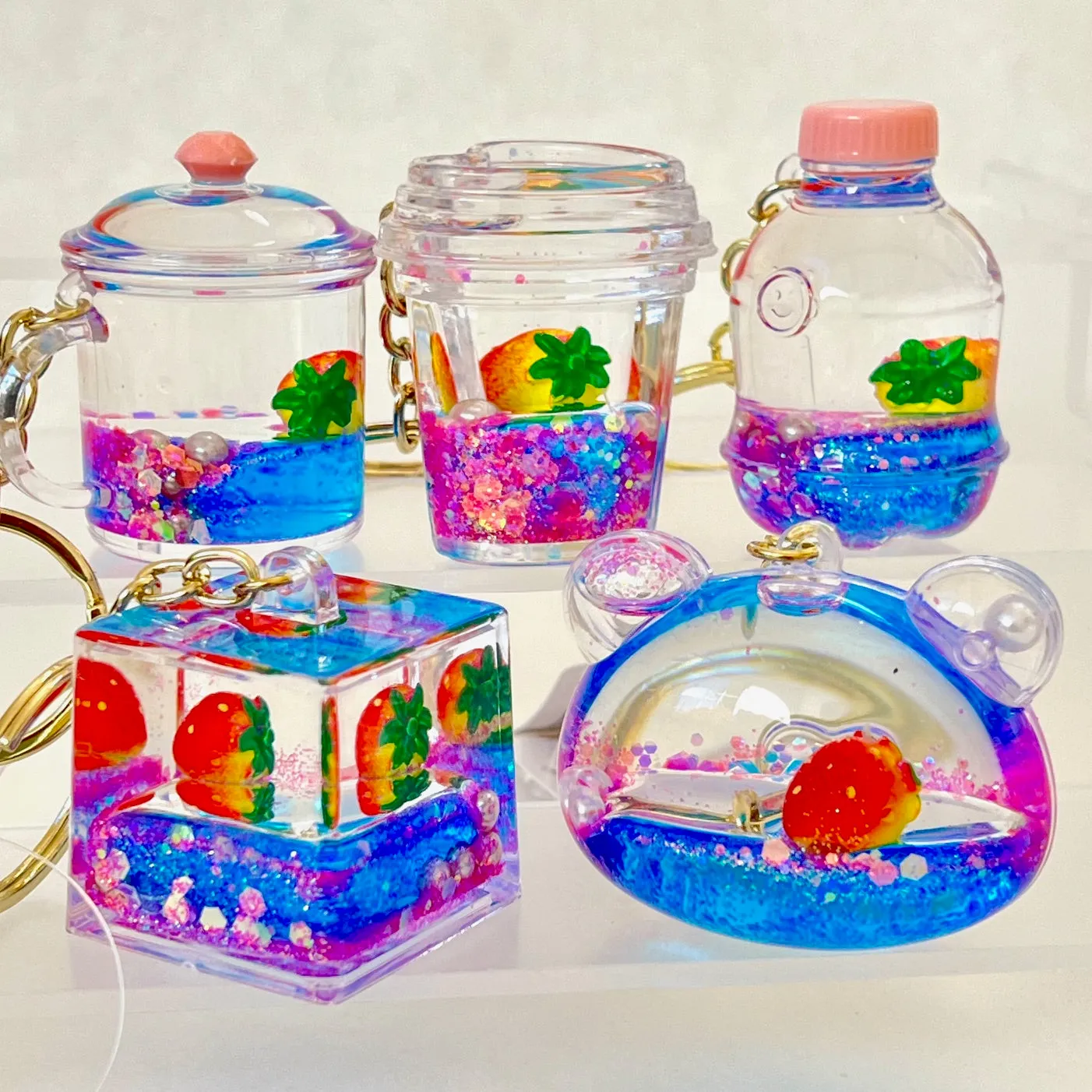 12136 STRAWBERRY FLOATY KEY CHARM-12