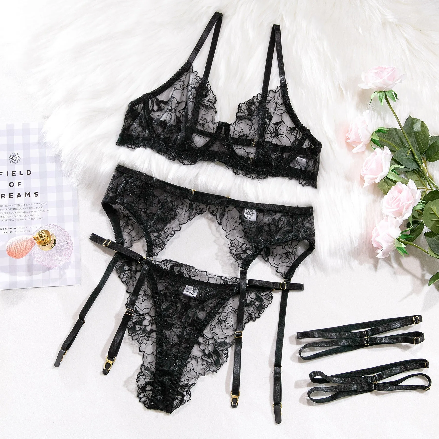 Embroided steel ring Lingerie