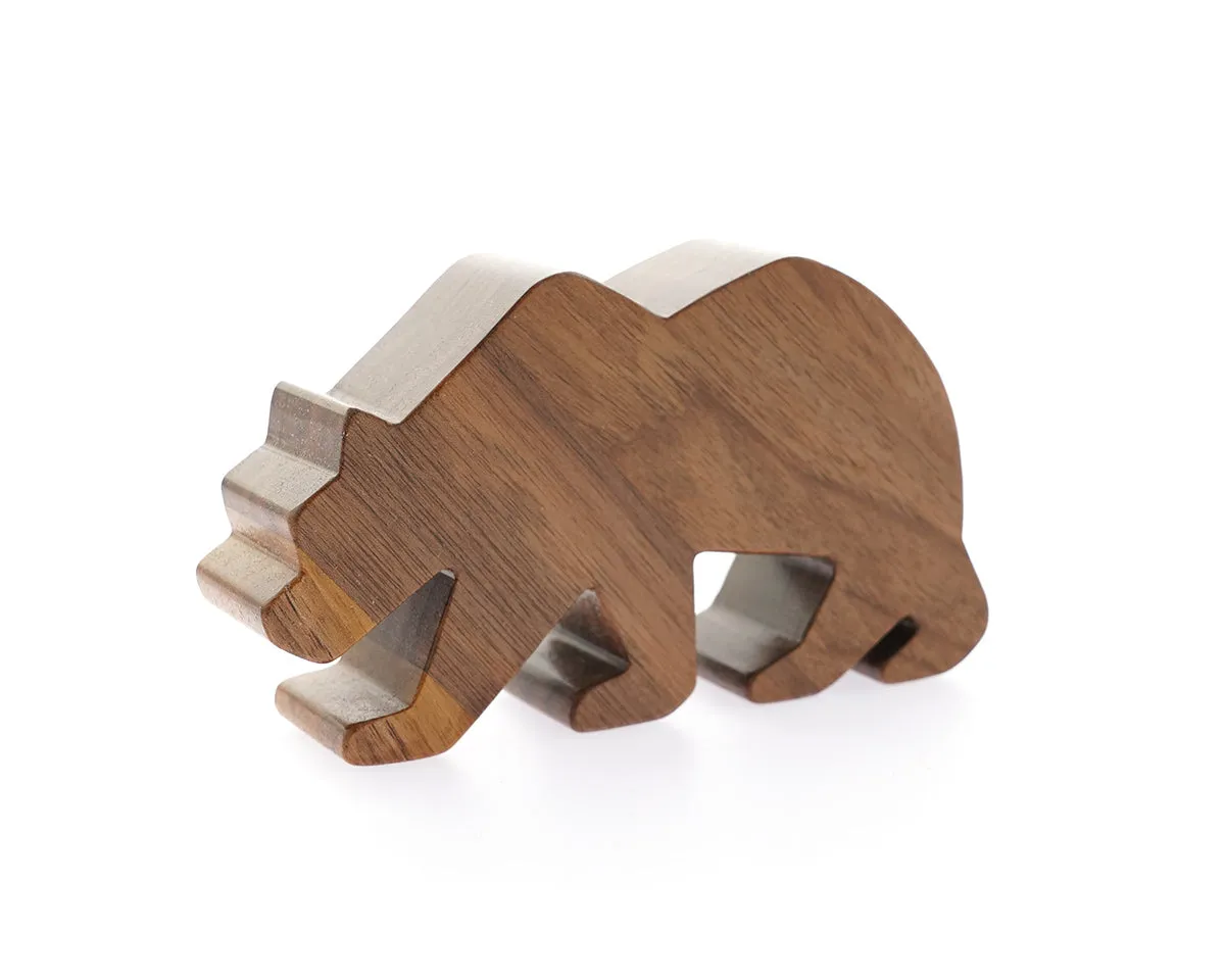 O_wow Handmade Walnut Bear